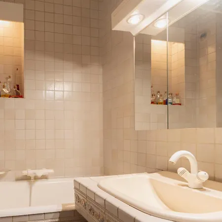 Paris Les Sablons Elegant شقة